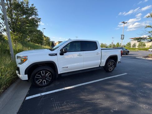 Used 2019 GMC Sierra 1500 AT4 w/ AT4 Premium Package AWD/4WD image 1