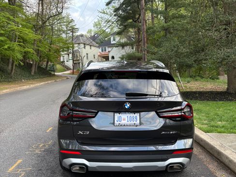 Used 2023 BMW X3 xDrive30i w/ Premium Package image 10