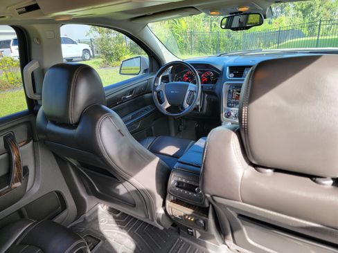 Used 2014 GMC Acadia Denali image 17