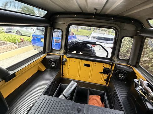 Used 1997 Land Rover Defender 90 AWD/4WD image 19