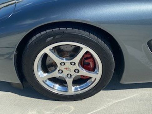 Used 2003 Chevrolet Corvette Convertible w/ Preferred Equipment Group1 image 15