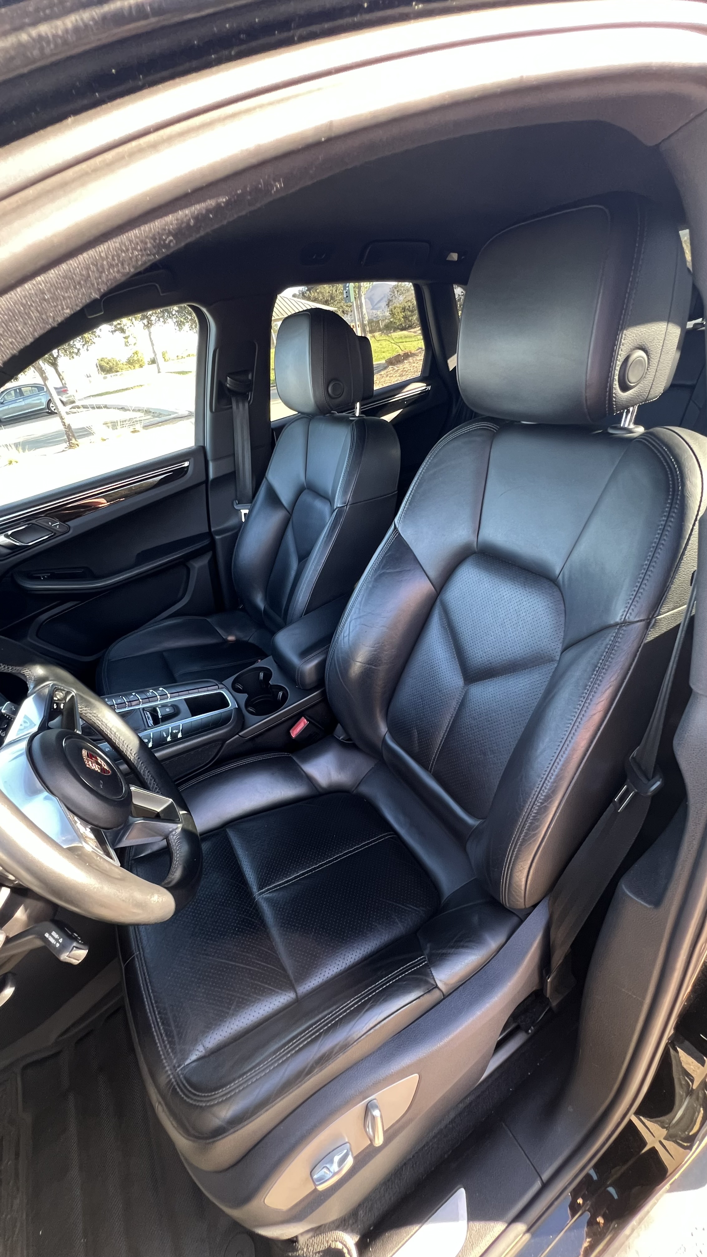 Used 2015 Porsche Macan S AWD/4WD image 16