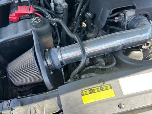 Used 2010 Chevrolet Avalanche LTZ image 14