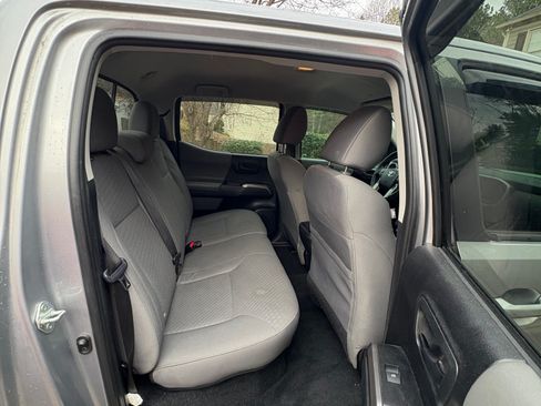 Used 2021 Toyota Tacoma SR5 image 22