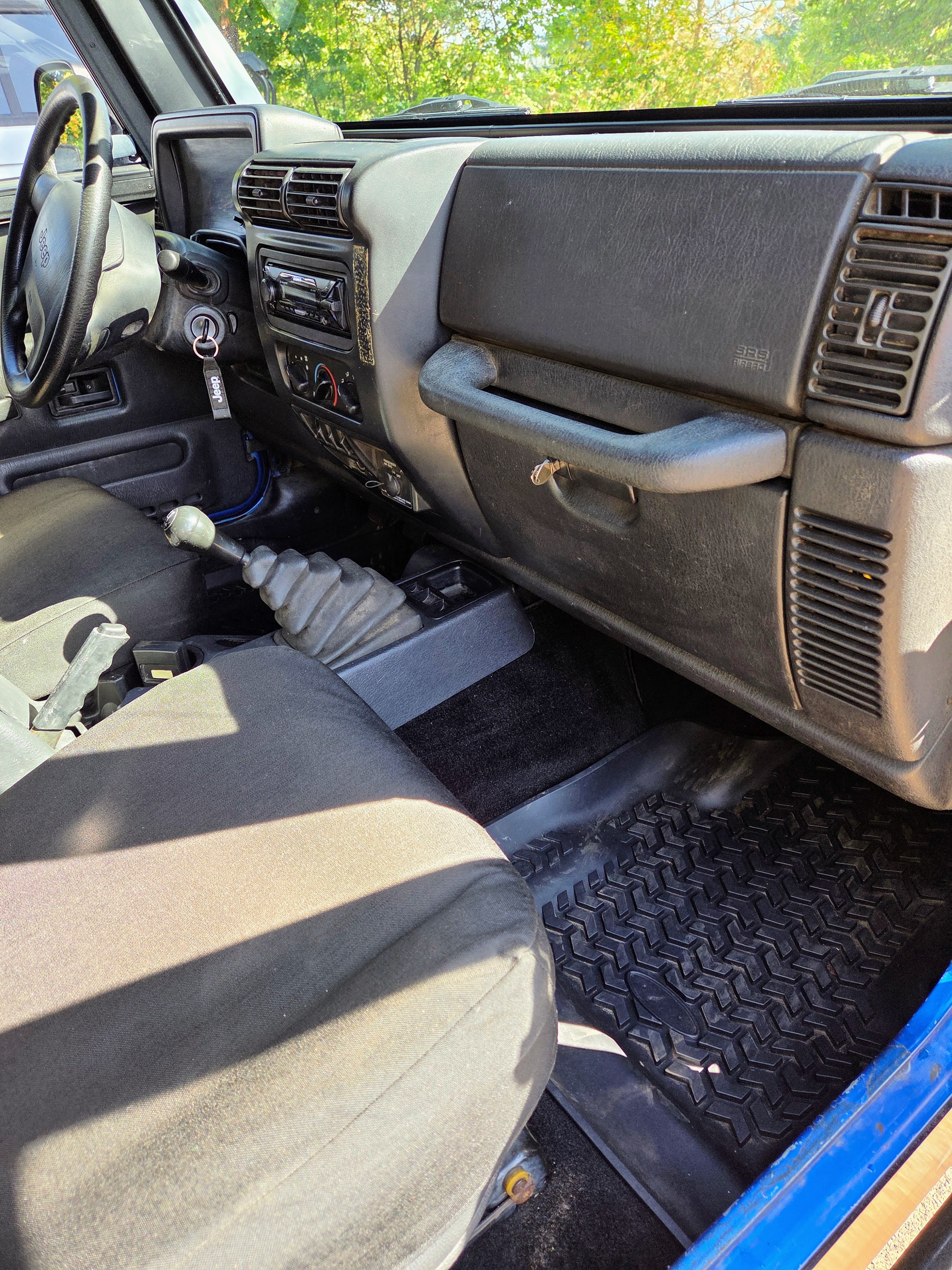 Used 2003 Jeep Wrangler SE AWD/4WD image 25