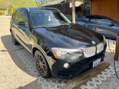 Used 2015 BMW X3 xDrive28i image 2