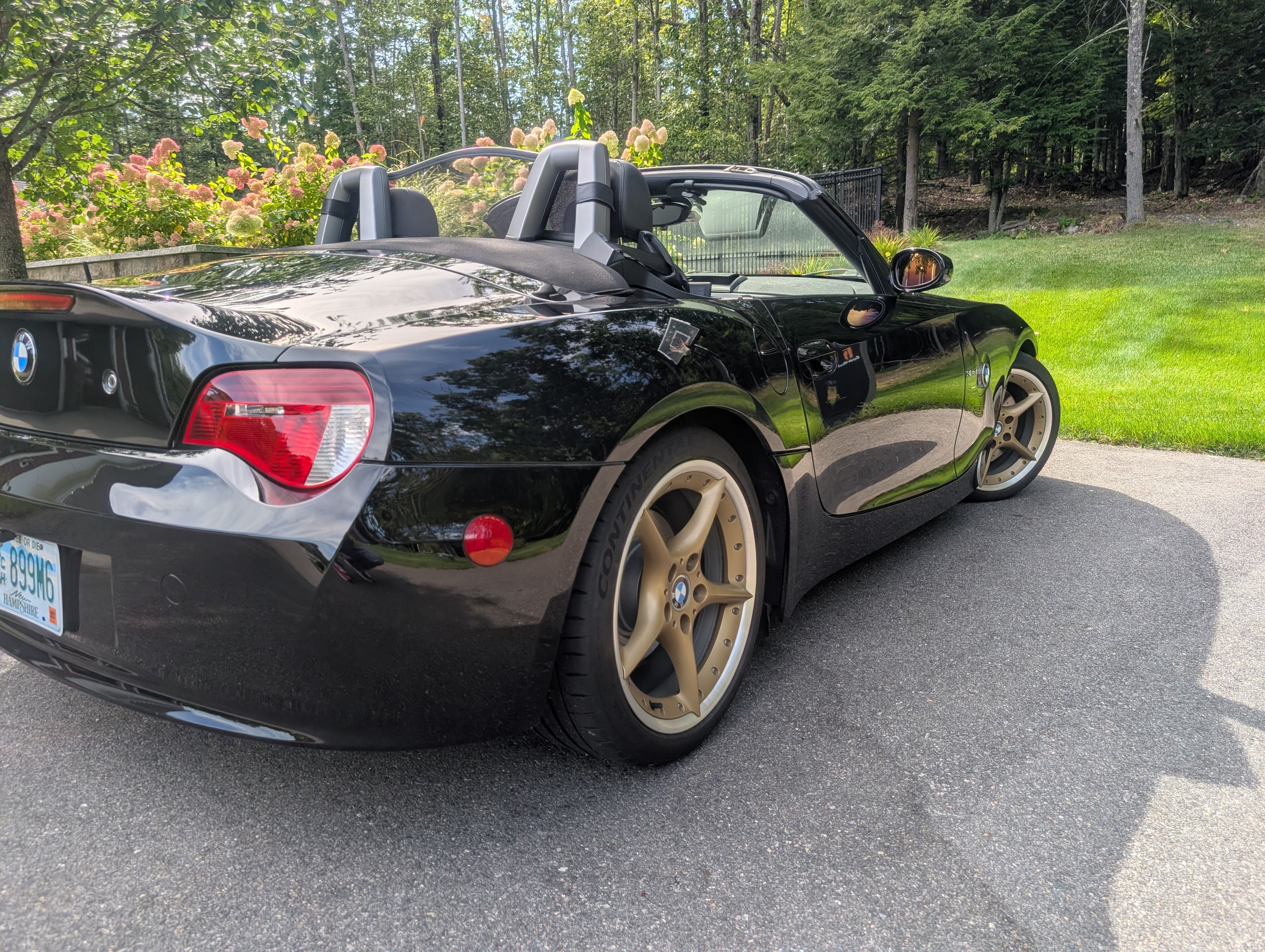 Used 2006 BMW Z4 3.0si RWD image 6