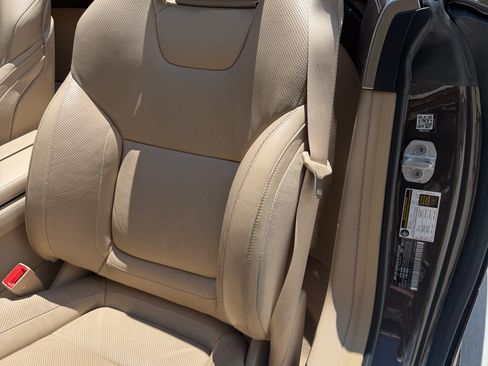 Used 2018 Mercedes-Benz SL 550 image 9