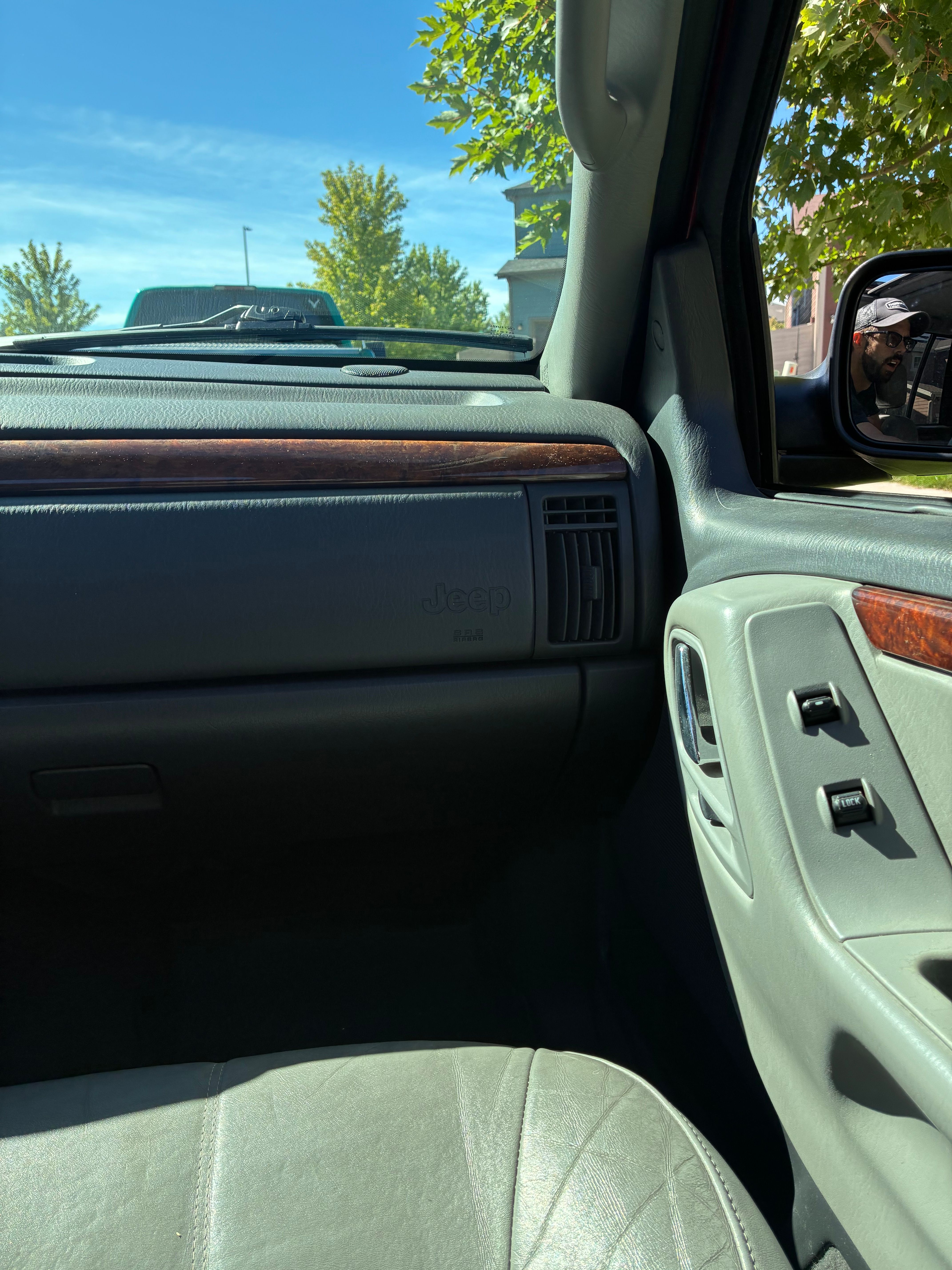 Used 2003 Jeep Grand Cherokee Overland AWD/4WD image 14