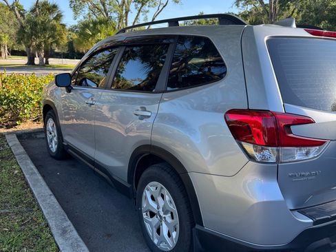 Used 2019 Subaru Forester w/ Alloy Wheel Package AWD/4WD image 9