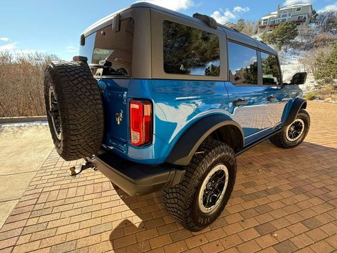 Used 2023 Ford Bronco Black Diamond w/ Sasquatch Package image 4