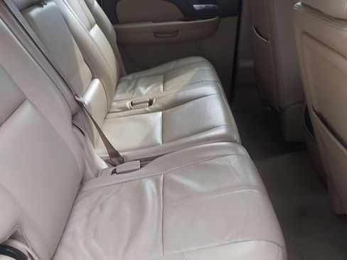 Used 2013 GMC Yukon XL SLT image 5