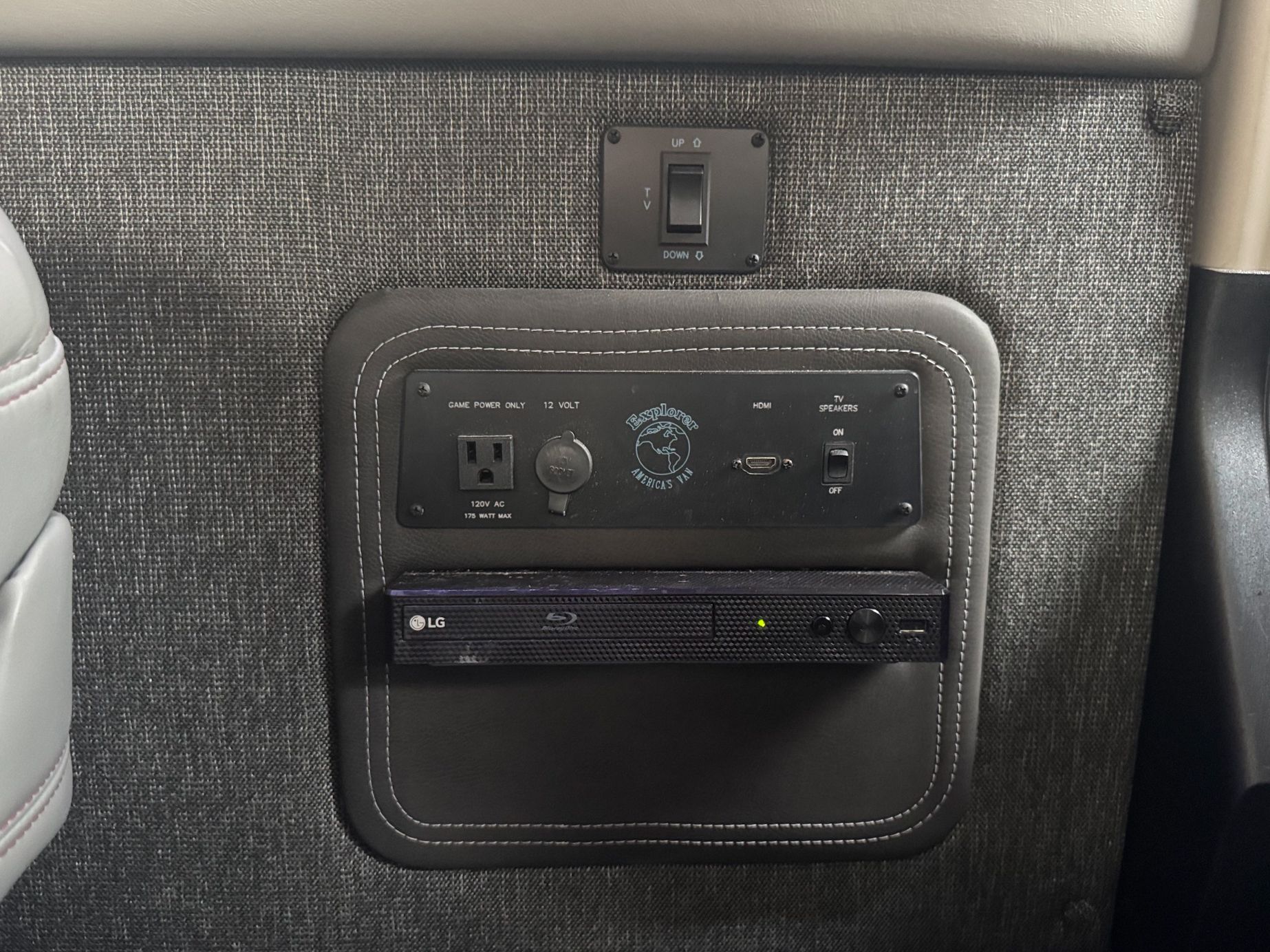 Used 2022 RAM ProMaster 1500 w/ Convenience Group FWD image 17