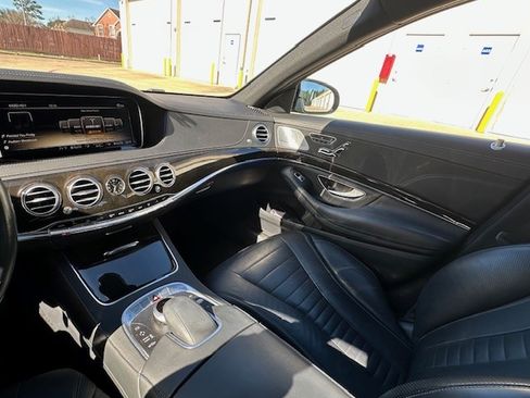 Used 2014 Mercedes-Benz S 550 Sedan image 14