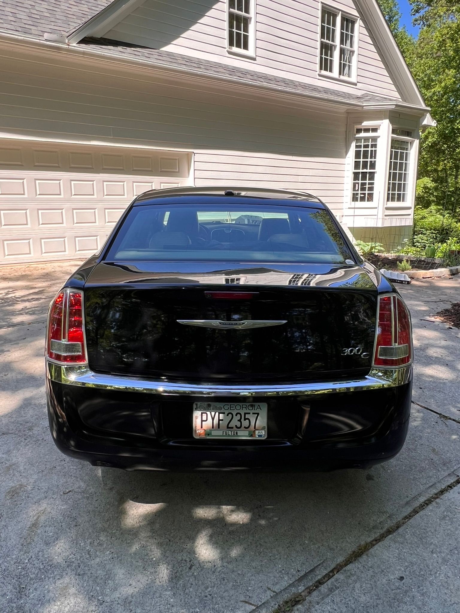 Used 2014 Chrysler 300 C RWD image 6