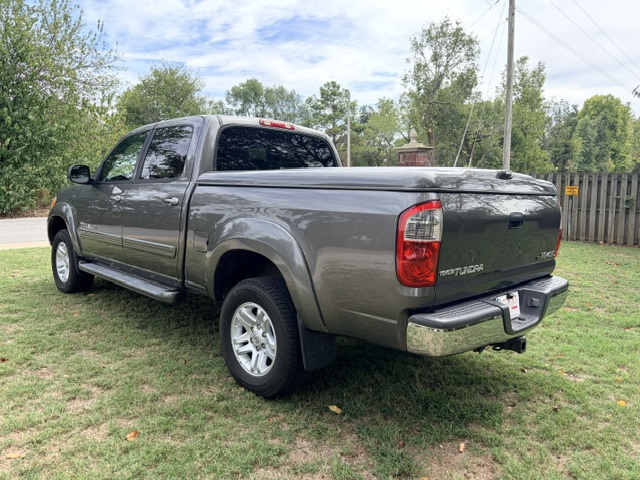 Used 2006 Toyota Tundra SR5 AWD/4WD image 4
