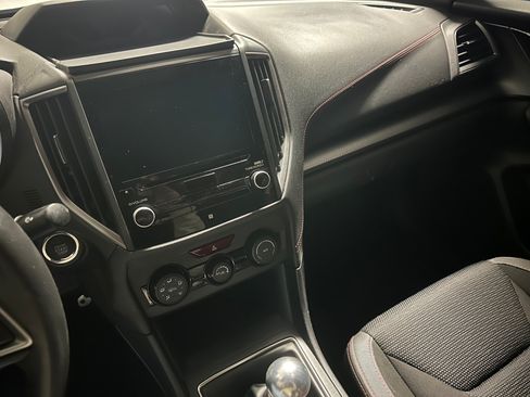 Used 2019 Subaru Impreza 2.0i Sport image 9