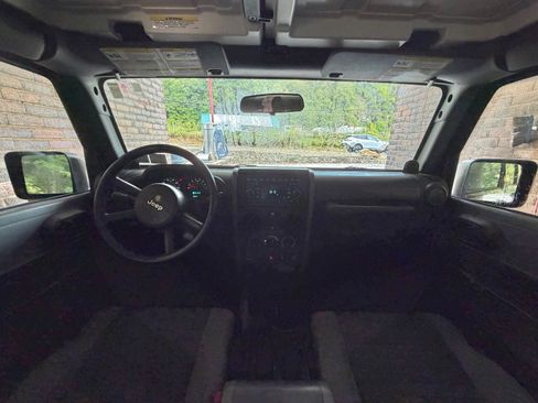 Used 2007 Jeep Wrangler Unlimited X AWD/4WD image 10