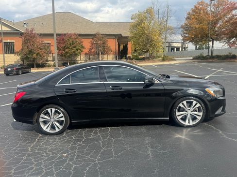 Used 2015 Mercedes-Benz CLA 250 image 6