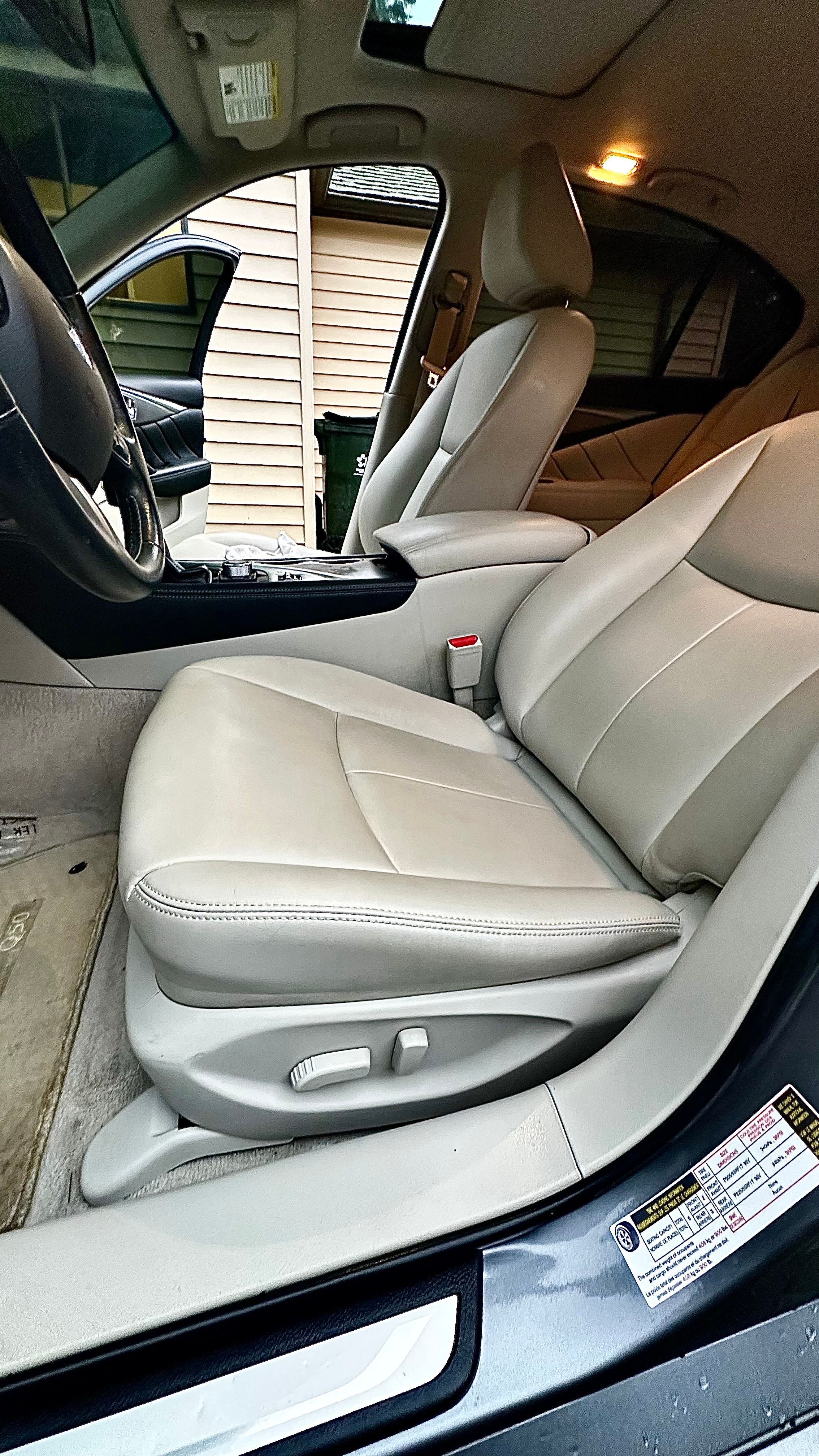 Used 2017 INFINITI Q50 3.0t Premium RWD image 10