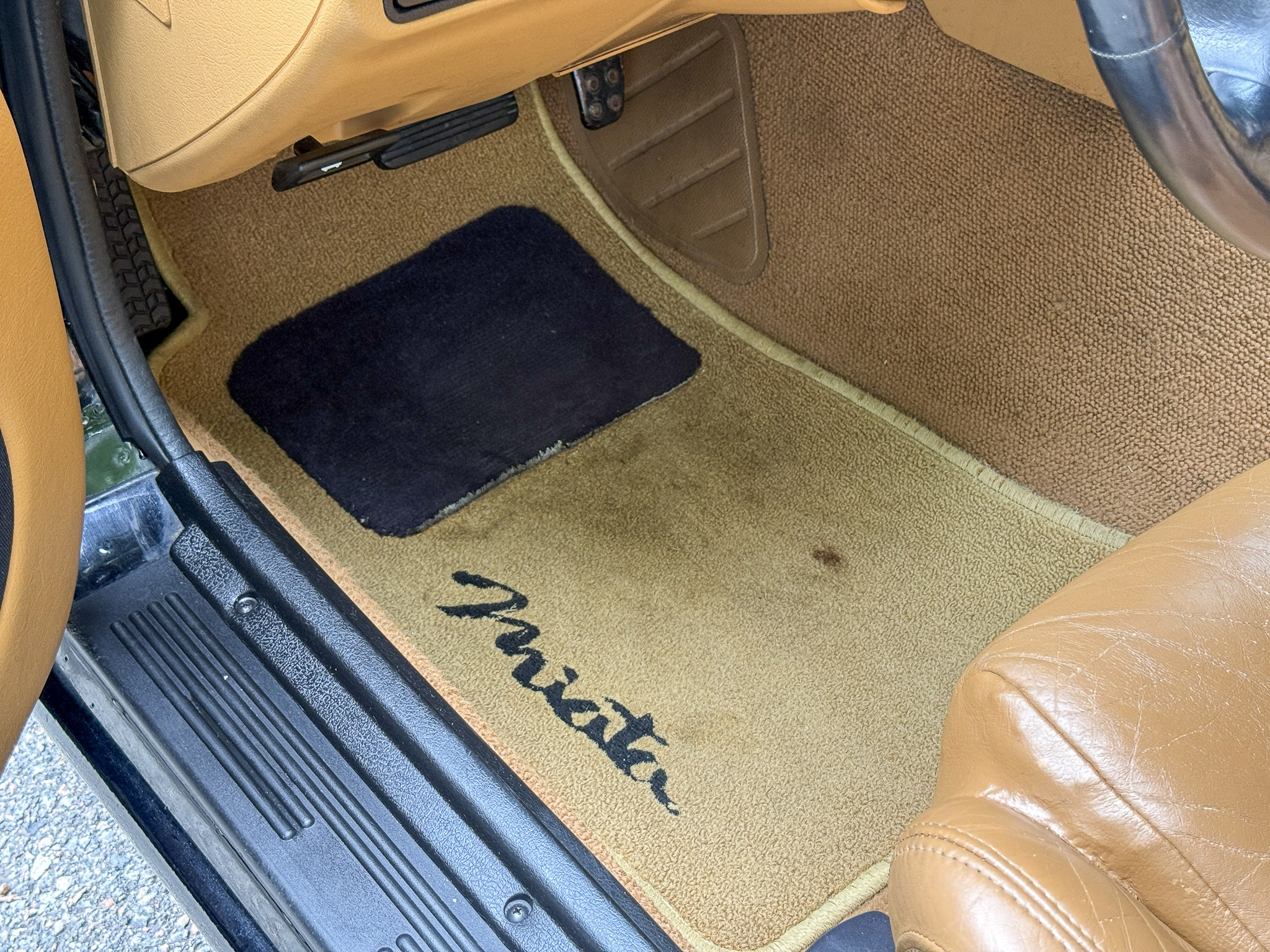 Used 1994 MAZDA MX-5 Miata RWD image 23