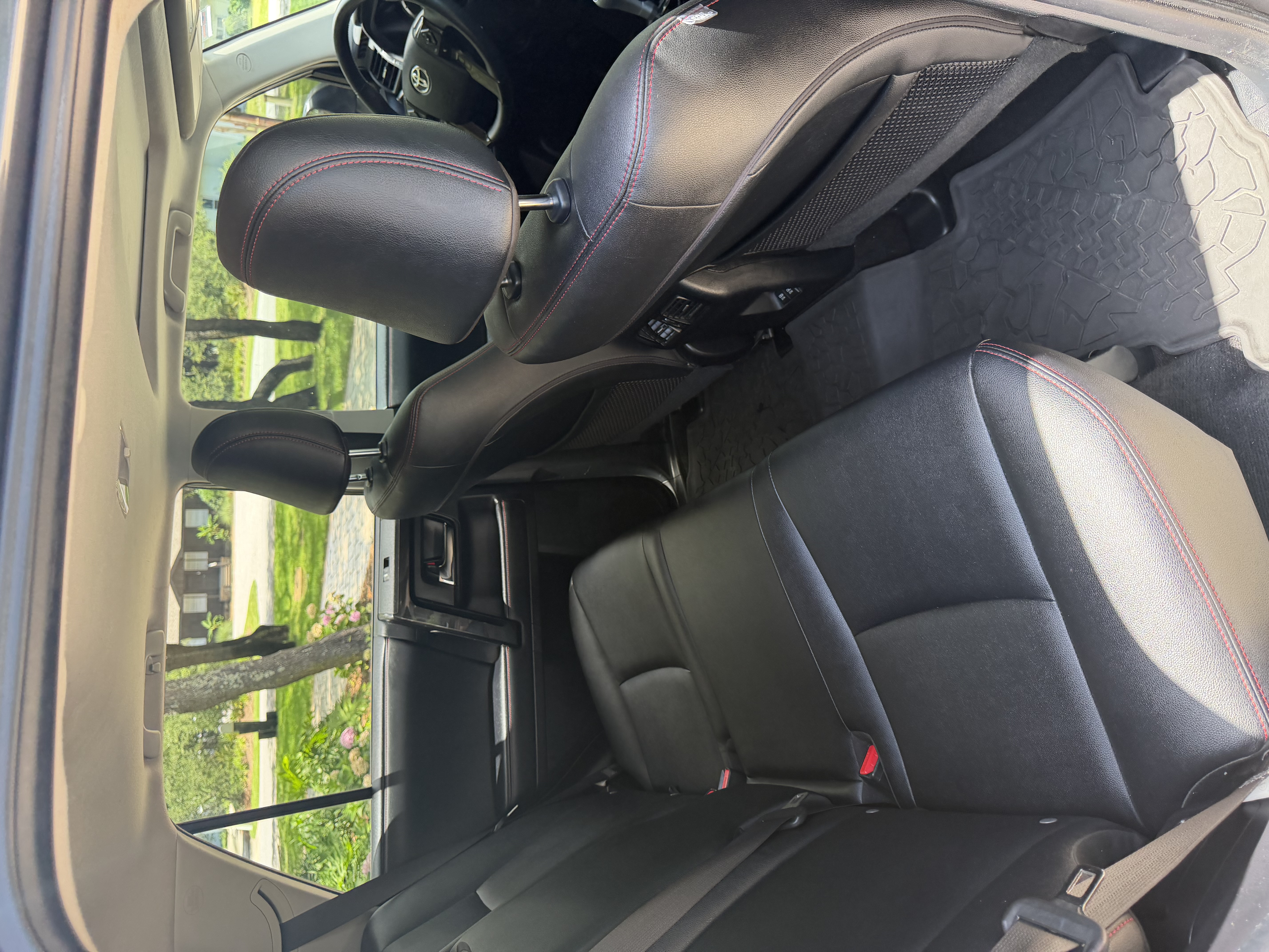 Used 2020 Toyota 4Runner TRD Off-Road Premium w/ Moonroof Package AWD/4WD image 21