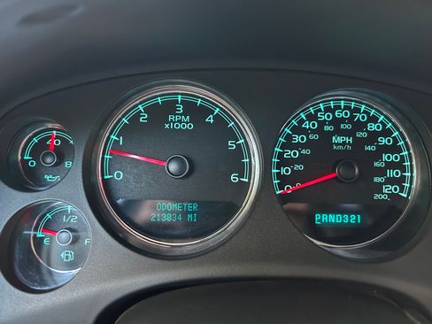 Used 2008 GMC Yukon SLE RWD image 18
