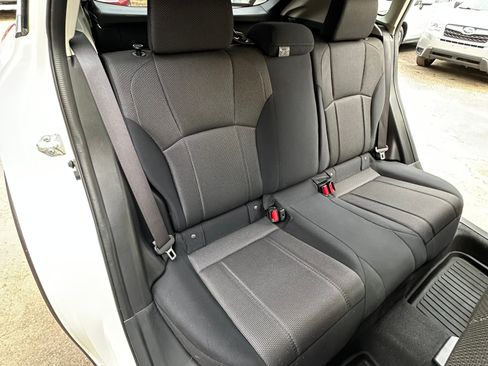Used 2021 Subaru Crosstrek 2.0i AWD/4WD image 13
