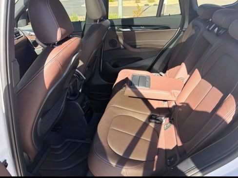 Used 2019 BMW X1 xDrive28i w/ Convenience Package AWD/4WD image 5