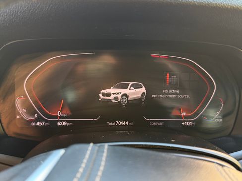 Used 2019 BMW X5 xDrive40i w/ Premium Package AWD/4WD image 16