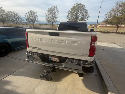 Used 2024 Chevrolet Silverado 2500 LTZ image 5