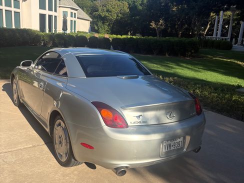 Used 2002 Lexus SC 430 Convertible RWD image 32