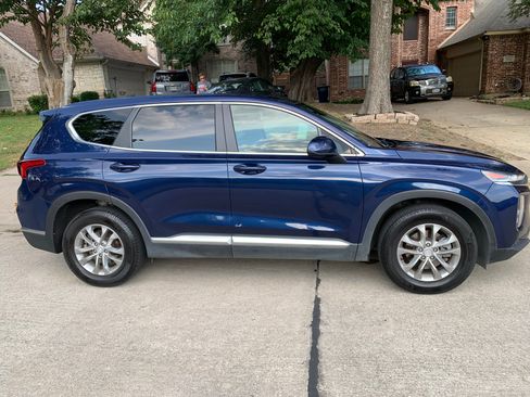 Used 2019 Hyundai Santa Fe SE image 5