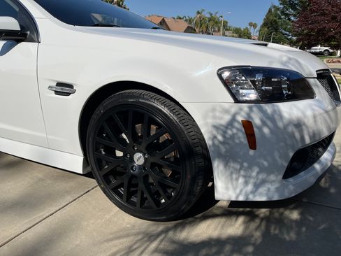 Used 2008 Pontiac G8 GT w/ Premium Package RWD image 14