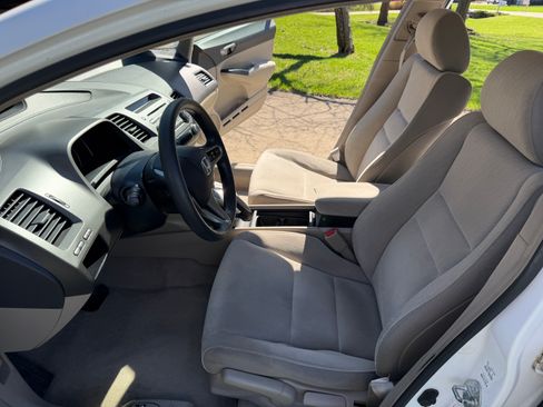 Used 2010 Honda Civic LX image 9