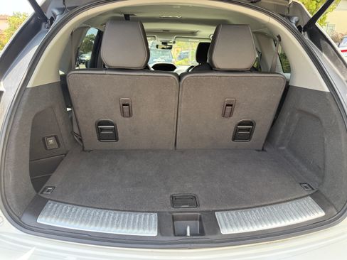 Used 2019 Acura MDX FWD w/ Technology Package image 8