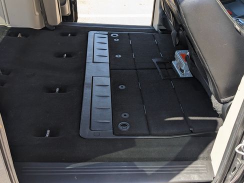 Used 2019 Dodge Grand Caravan SXT image 21