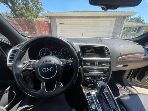 Used 2016 Audi Q5 2.0T Premium Plus w/ Technology Package AWD/4WD image 5