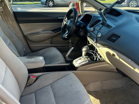 Used 2010 Honda Civic LX image 9