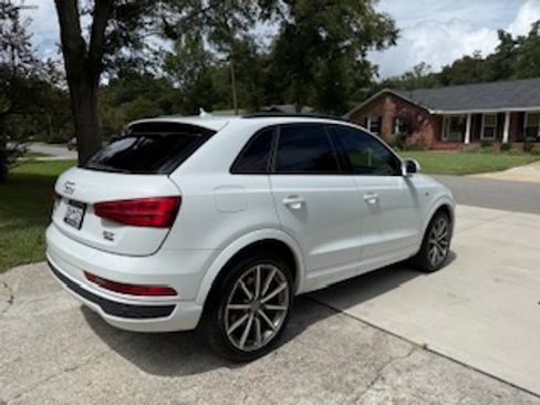 Used 2017 Audi Q3 2.0T Prestige w/ Prestige Package AWD/4WD image 13