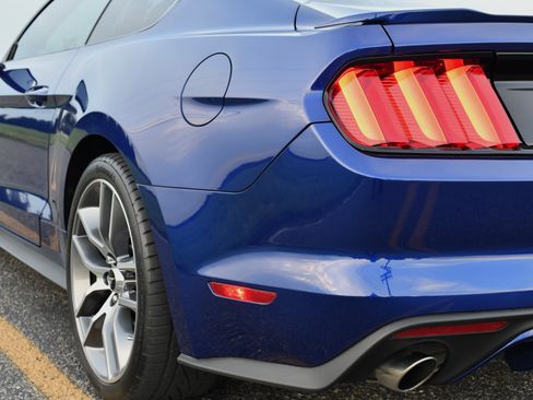Used 2015 Ford Mustang GT Premium w/ Enhanced Security Package RWD image 14