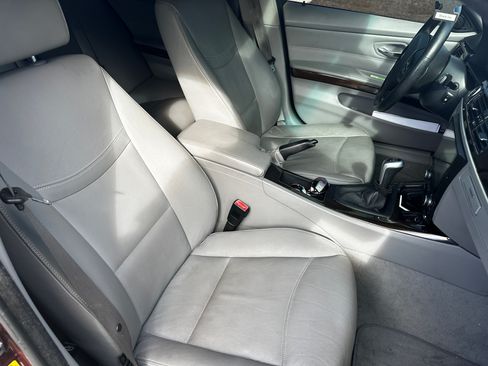 Used 2009 BMW 335i 335i Sedan 4D image 12