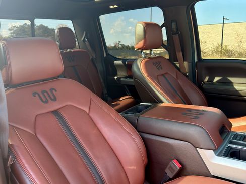 Used 2018 Ford F150 King Ranch w/ Equipment Group 601A Luxury image 17