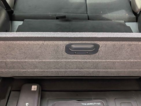 Used 2022 Kia EV6 GT-Line w/ GT-Line Suede Seat Package image 25