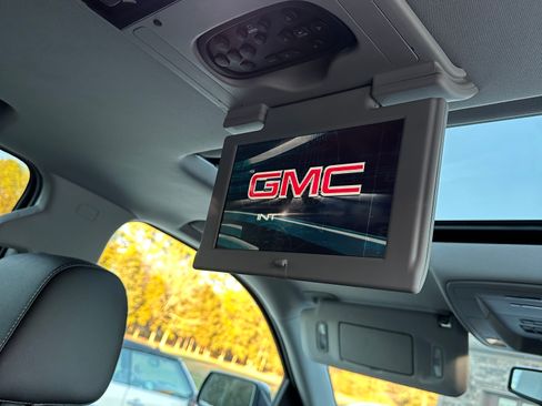 Used 2020 GMC Yukon SLT w/ Open Road Package image 11