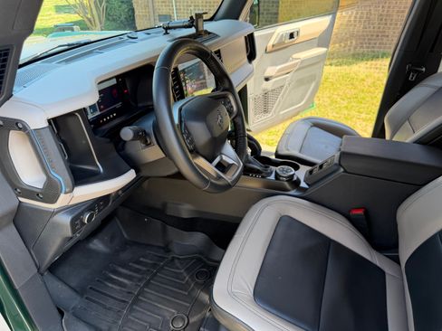 Used 2022 Ford Bronco Wildtrak image 20