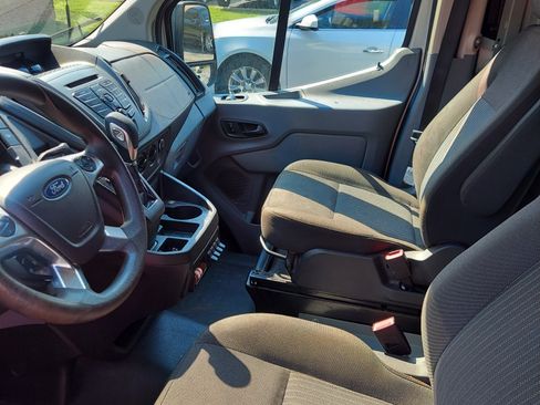 Used 2019 Ford Transit 150 130 Low Roof RWD image 8