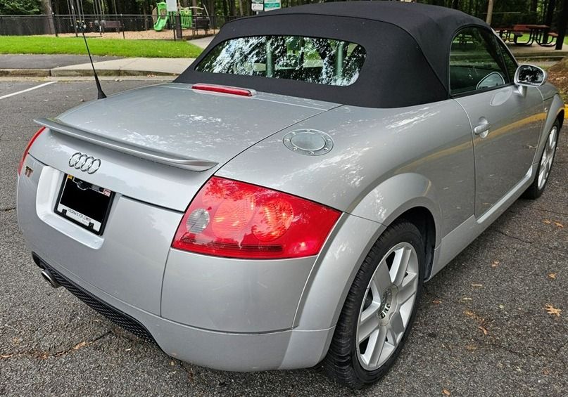 Used 2006 Audi TT 1.8T FWD image 9