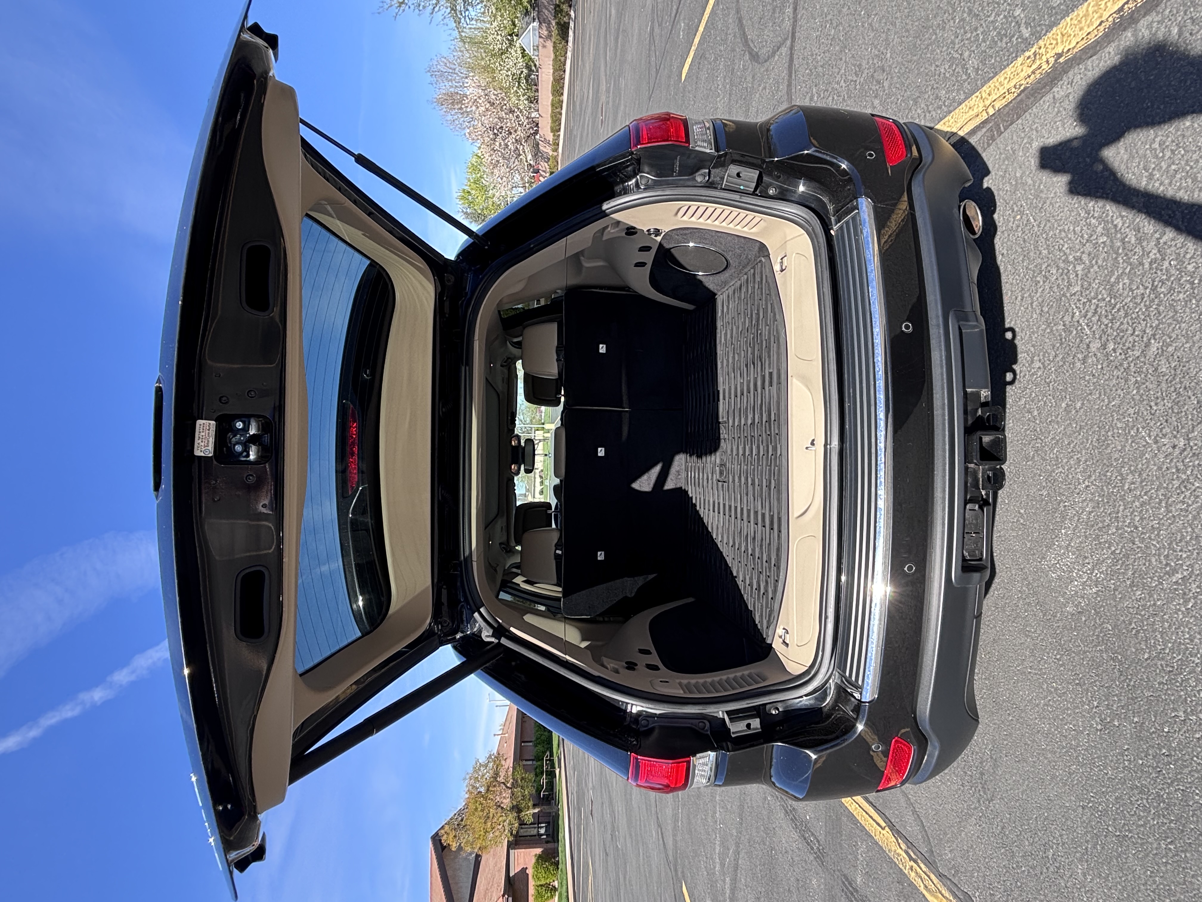 Used 2020 Jeep Grand Cherokee Limited w/ Luxury Group II AWD/4WD image 16