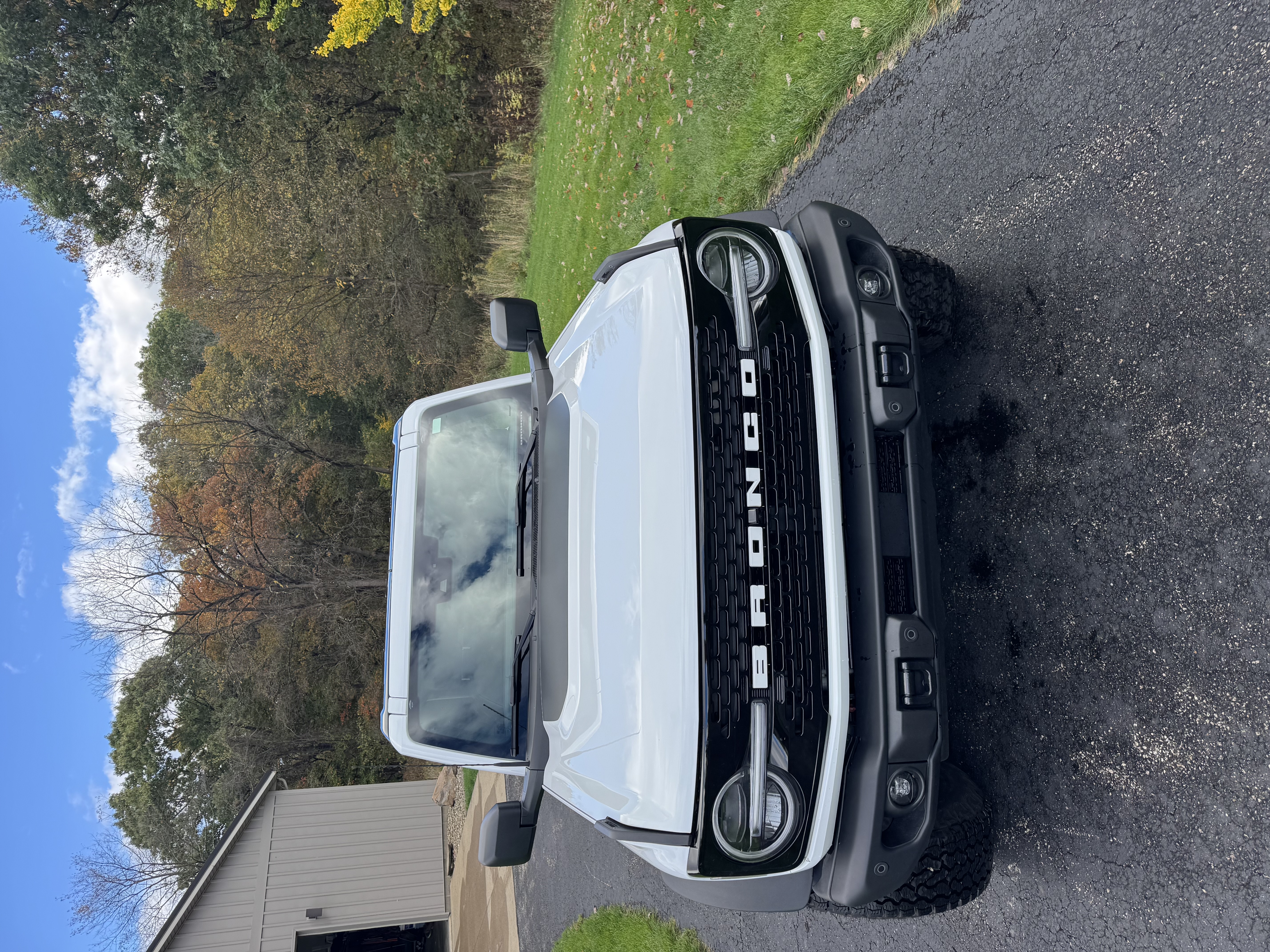 Used 2026 Ford Bronco Badlands AWD/4WD image 2
